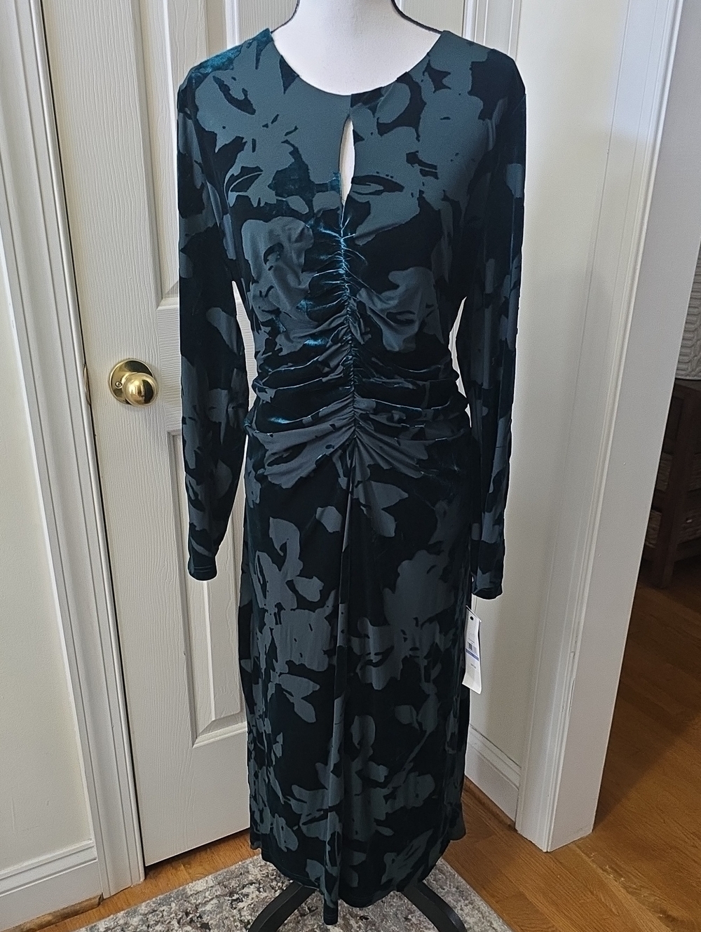 MARC NEW YORK BRAND WOMEN'S PLUS SIZE RUCHED EMERALD GREEN MIDI DRESS SIZE 18